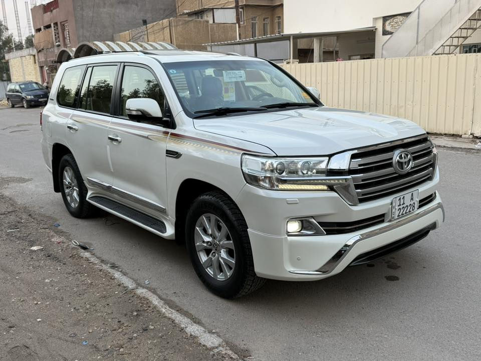 لاندكروز 6 سلندر فول مواصفات موديل 2017 رقم بغداد  مميز بسمي ترايها زيرو وماتصرف عليها الف جاهزه من كلشي  مكفوله كفاله عامه السيارة جديدة بمعنى الكلمة 

الشراي يتصل ويدلل واذا مراوس عادي اراوس حسب القناعه 

مكان بغدادالجديدة حي المعلمين 
***********
