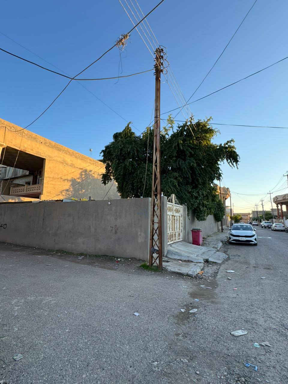 💥 قطعه أرض  ركن بمساحه 266 طابو ملك صرف  موقعها مميز جدآ 

❗حي الزهراء _ شارع البريد _ خلف حسينيه الزهراء 

          (( كافه الخدمات ))

- تبليط 
- مجاري
-  كهرباء 
- ماء حلو   

        { مسوره بالكامل }

☎️☎️للاستفسار اتصل على الرقم 
***********
