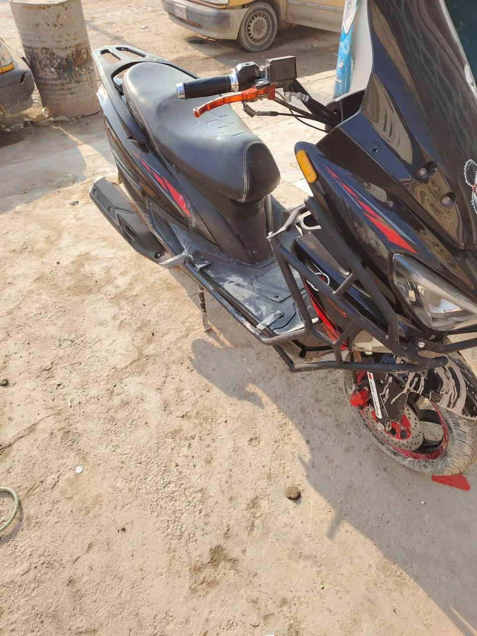 دراجه سترونك ٢٠٢٤كلشي مابيه كهربائيات كله شغله مراوس فقط رقمي ***********
