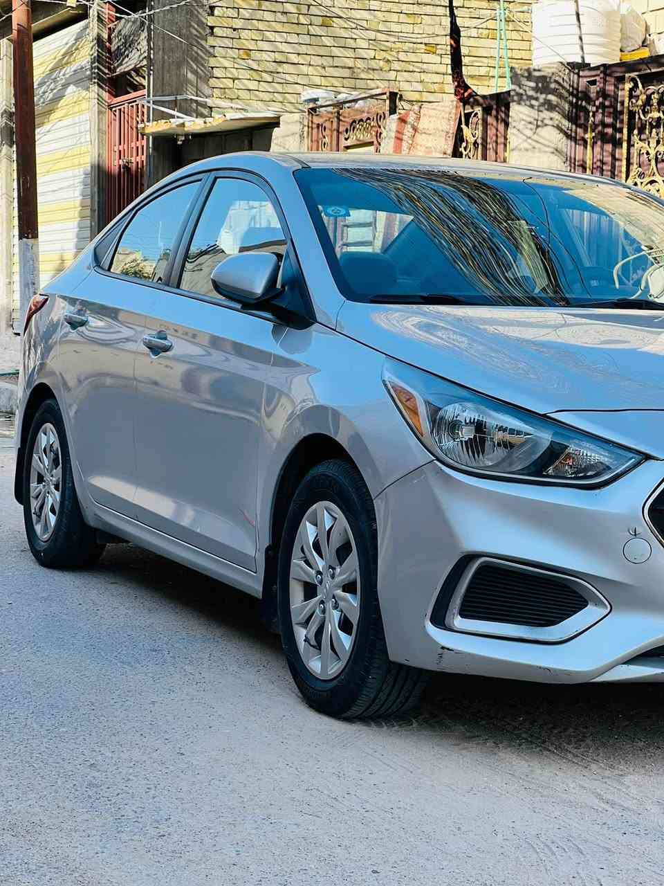 السلام عليكم
(Hyundai Accent) نوع السيارة: هيونداي أكسنت •
• مديل السيارة: 2018
• اللون: فضي (سيلفر) مميز.
المحرك جي دي اي 1600
السيارة وارد امريكي
• داخل السيارة نظيف جداً والكشنات بحالة الوكالة.
• الإطارات بحالة جيدة جداً.
مكان التواجد: كربلاء
للاستفسار اكثر الاتصال على الرقم
***********
