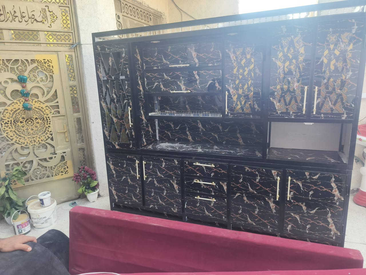 السلام عليكم
كاونتر قطعتين 
نضيفات استعمال قليل 
رايده بي ٣٠٠ وبي مجال  
مكاني مدينة الصدر 
***********
