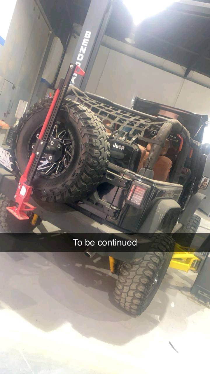 السلام عليكم 
للمراوس شعندك نزل حسب قناعه 

ارخص رانكلر 11 بهل تزويد الله يشاهد صايره علينه فوك 220 -سعره 135 وبلخير ع ياخذه 

الوحش الامريكي Jeeb Wrangler جيب رانكلر 2011 فئة سبورت اربعينيه دفع رباعي 4x4 

وارد امريكي ضرره جاملغ امامي فقط بدون دواخل

سقف كاربون قابل للفتح 

رقم ديالى شرط تحويل 

ماشيه 110 الف فقط حقيقي

محرك كير ولوكير صدر تبريد كله كامله 

سياره مغلفه قديفه شامو تغليف موصبغ وكشره كلش نضيف وبلادي وعندي صور قبل تغليف شرط زلغ مابيه ع وضع الشركه بدون صبغ 

داخل جلد لون قرميدي 🤎

   تعديلات  ⚡

صالنصات بوابات تفريغ نار 🔥 وصوت رياضي🌪 مشتغله يم كراج كاربون 

مرفعه ٢.٥ انج 
بنيد ابو فتحات 
دبلات و لويات اودمان 
حامل سبر خلفي تي ماكس 
دعاميه بويزن سبايدر 
شوته اوف رود تي ماكس 
دوس جنبيه اميركنستار 
لد بار 
بلوجكترات عدد ٢٤ 
بوكسفيوز و كنترول خاص بالبلوجكترات 
ونج سحب 
مظله جانبيه 
صندوق خزن بوكس 
شاشه اندرويد كامره خلفيه
وبعد بيه هواي تعديلات وماعده اضافات داخليه والخارحيه هواي اضافات 
-----
 سبير والدعاميه موجودات وسياره جان عليه تاير جبلي بس هسه شديتله هذا تاير الياخذه يشدله جبلي او يعوف هذا بعد يم مشتري ويردله ترتيبات بسيطه فقط 
مكان سياره الاعطيفيه 
الاستفسار اتصال ع رقم *********** سيد علي او واتساب *********** 