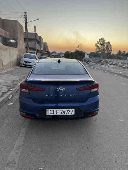 ‏HYUNDAI ELANTRA 2020
وارد امريكي 
ماشيه 50 الف 
——————-
مواصفات :
-رادار 
-تحديد مسار 
-تبريد بيانو 
-شاشه 
-كامره 
‏-MODE DRIVE
-حساس اطارات 
-مانع انزلاق 
-لد امامي  
-اربع وضعيات قياده 
-كروز سرعه 
———————
ميكانيك :
كير محرك صدر تبريد كهربائيات تايرات بحاله جيده  
محرك 2000دوش 
تخم تاير جديد 
——————-:
حادث امريكا جانبي بابين بدون دواخل 
——————
رقم بغداد دولي تحويل اي وقت 
——————
مكاني بغداد 
 0775 863 8262
السعر130 بيهه مجال .
