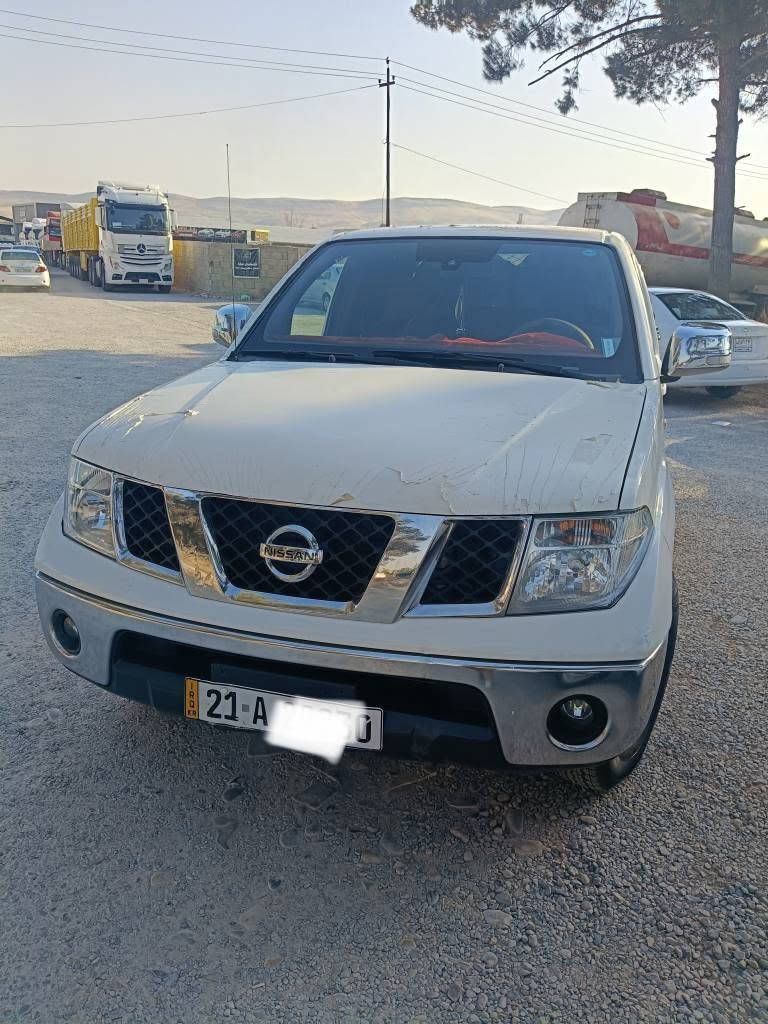 نیسان ناڤارا بۆ فرۆشتن مۆدێل ٢٠٠٩ دوو سێ په ڵه ی بجوک بۆیاخی هه یه گێڕ مه کینه و اکسل هه موو ی به شه رت تبریت سارد و گه رم ئیشه کات له سه ر سویچ تایه ی تازه یه دینار مه سره فی نیه شوێن سلێمانی نرخی/٩٤$
ز.م/*********** السليمانية, العراق
