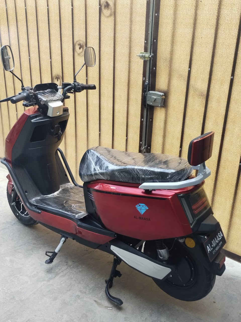 سلام عليكم دراجه شحن للبيع موديل 2025ست بطاريات علفحص دراجه حيل نضيفه للستفسار الاتصال على الرقم ***********مكاني فلوجه
