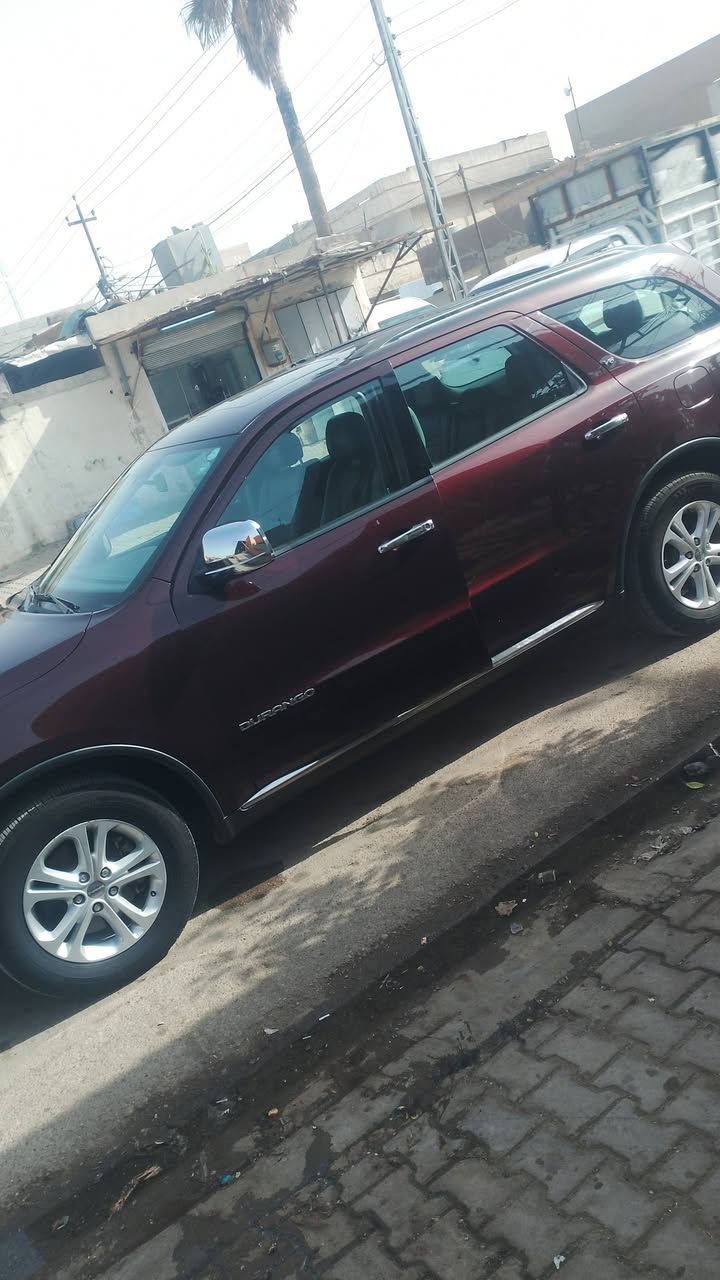 سلام عليكم دوج دورنكو موديل 12خليجيه كلين تايتل فتحه بصمه سويج محرك مامفتوح سياره علا وضع شركه سعر 185وبيه مجال قليل مكان كركوك سنويه 27بسمي الاتصال ***********
