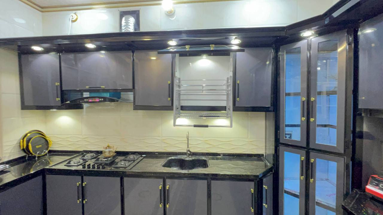 الجميع يتوفر لدينا في
معمل كون للالمنيوم والكاونترات وال pvc وكافه انواع المحجرات  

ألاستفسار 
 ***********
***********
