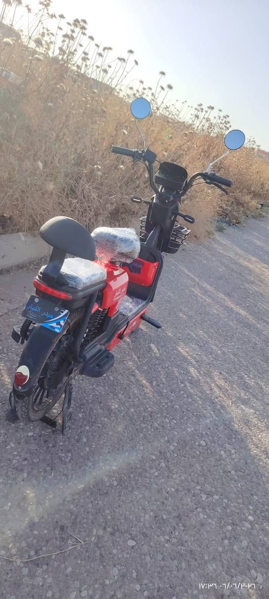 ماطور شحن للبيع حجم 20 5بطاريات اكبار نضاف بلوتوث العنوان موصل جانب الايسر *********** بي واتساب
