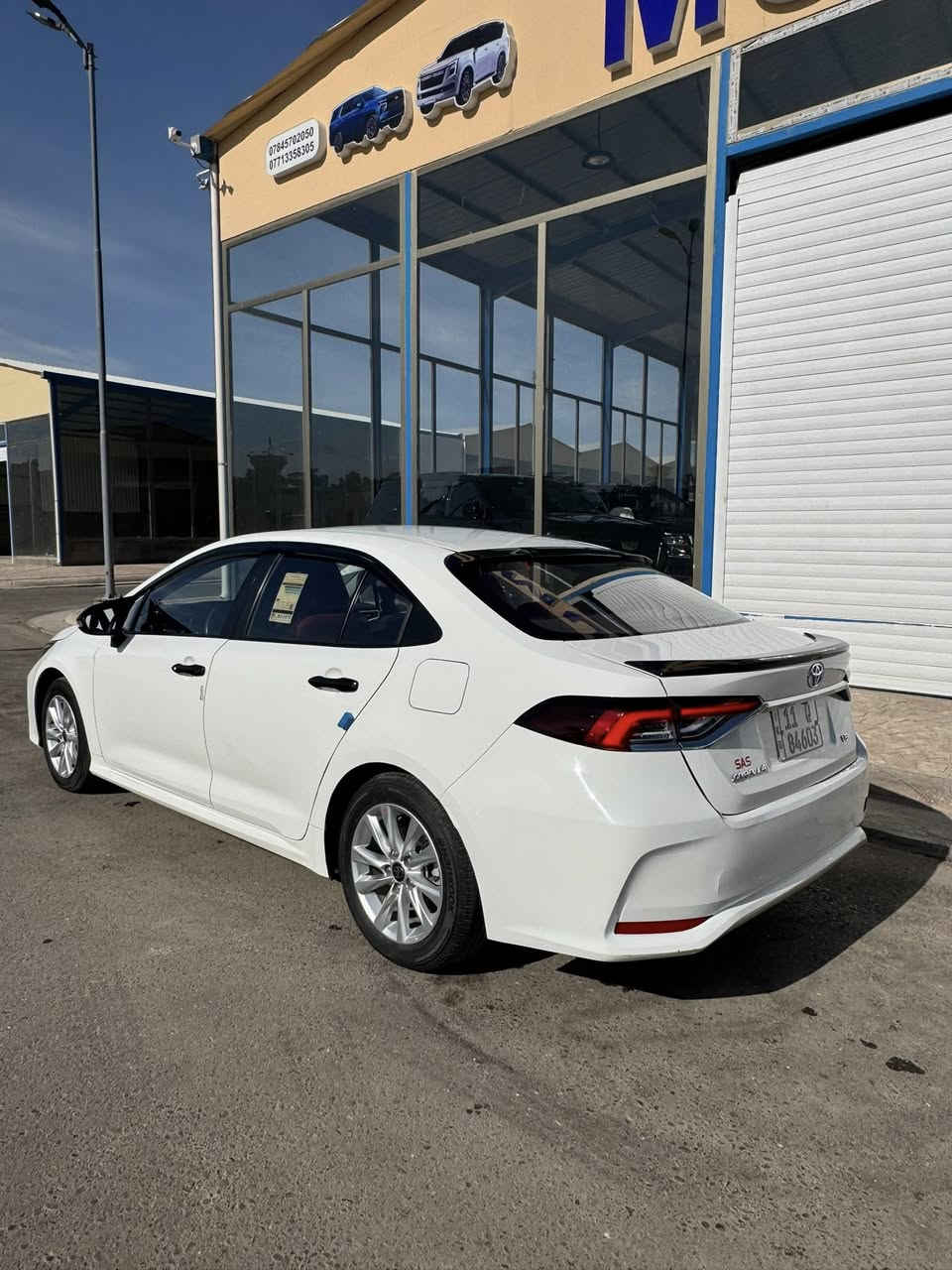 السلام عليكم كورلا موديل 24 شكل الخليجي المرغوب داخل احمر باسمي تحويل ثاني يوم فول السيارة ماشية 23 الف معروفة مواصفاتها بيها بارد بالهلال الخلفي وشوية بالباب بصمة فتحة كشنات جلد احمر وباقي المواصفات للبيع فقط السعر 144 ورقة بيها مجال بسيط حق الجية للاستفسار ‭٠٧٧٠ ٦٩٨ ٦٠٦٤‬ مكاني بغداد غير متواجد عالنت الشراي يتصل
