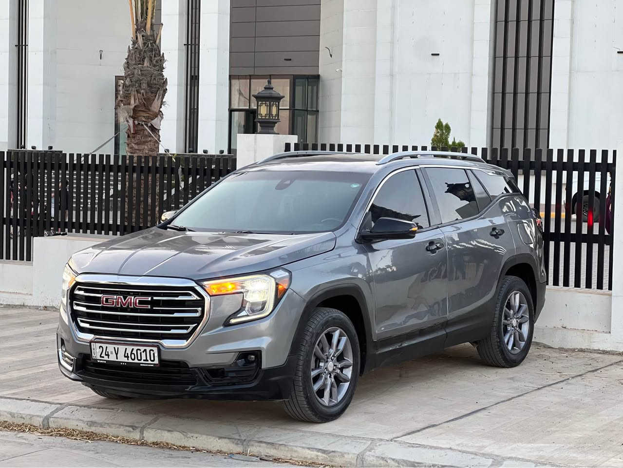 GMC TERRAIN 2023
سعر 125مجال
سبوخ 4بارجه ربع سقف بي داخلي 
بي ايرباك 
بيش بشت كه بس 
به رد رادار شريكه 
رقم سه نه وي جديد
تحويل خرامه به شه رت 
موسفات  SLT. AWDفول بس سيلايت نيه 
شوين ئاكري 
***********واتساب أربيل, العراق
