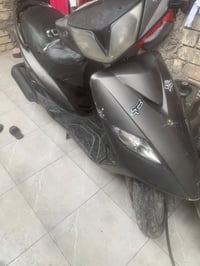 دراجه ثعلب دراجه نصيفه وخير من الله مكان بغداد جكوك لسعر ٤٠٠وبيه وبيهه...