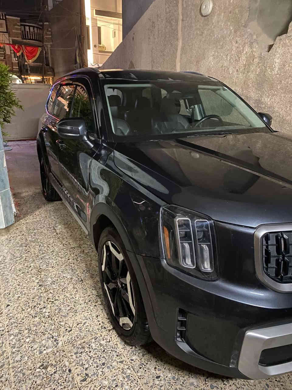 سلام عليكم
كيا تلورايد موديل2023  موصفات S

كراسي جلد منفصل VIP
كراسي تدفئه
توقف ذاتي 
ستيرن رجاج
5 وضعيات قياده 
رادار امامي 
رادار خلفي 
شحن لاسلكي 
حساس امطار 
بصمه
تحكم على المنحدرات 
لايت لد برتقالي 
تشغيل عن بعد 
كامره خلفيه
اتصل على رقم موجود تعرف سعر***********
