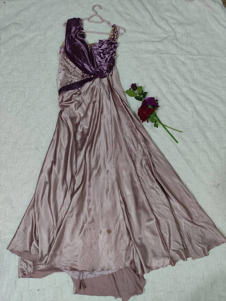 مجموعة فساتين حفلات ومناسبات ومتوفر توصيل


**إذا كنت صاحب هذا الإعلان وتريد حذفه لأي سبب، رجاءا أرسل رسالة إلى الدعم الفني**