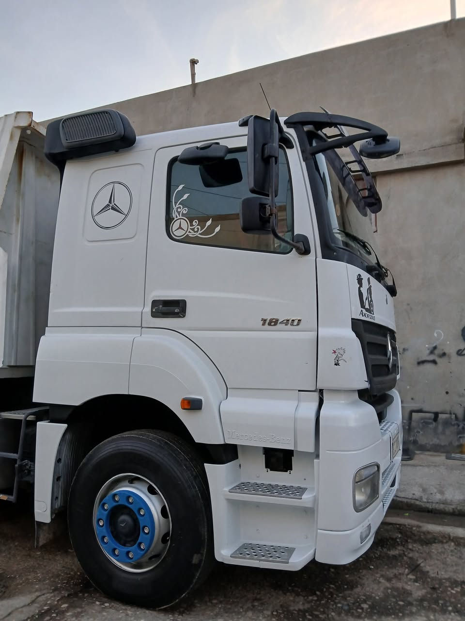 2005 تبريد هاف  گێر 4x4  240 سنكل جوبليس تخم تاير  رقم صلاحدين بدون اضبارة  بدون تحويل كامل بشرت  سعر200 
 مجال
 *********** 
***********
