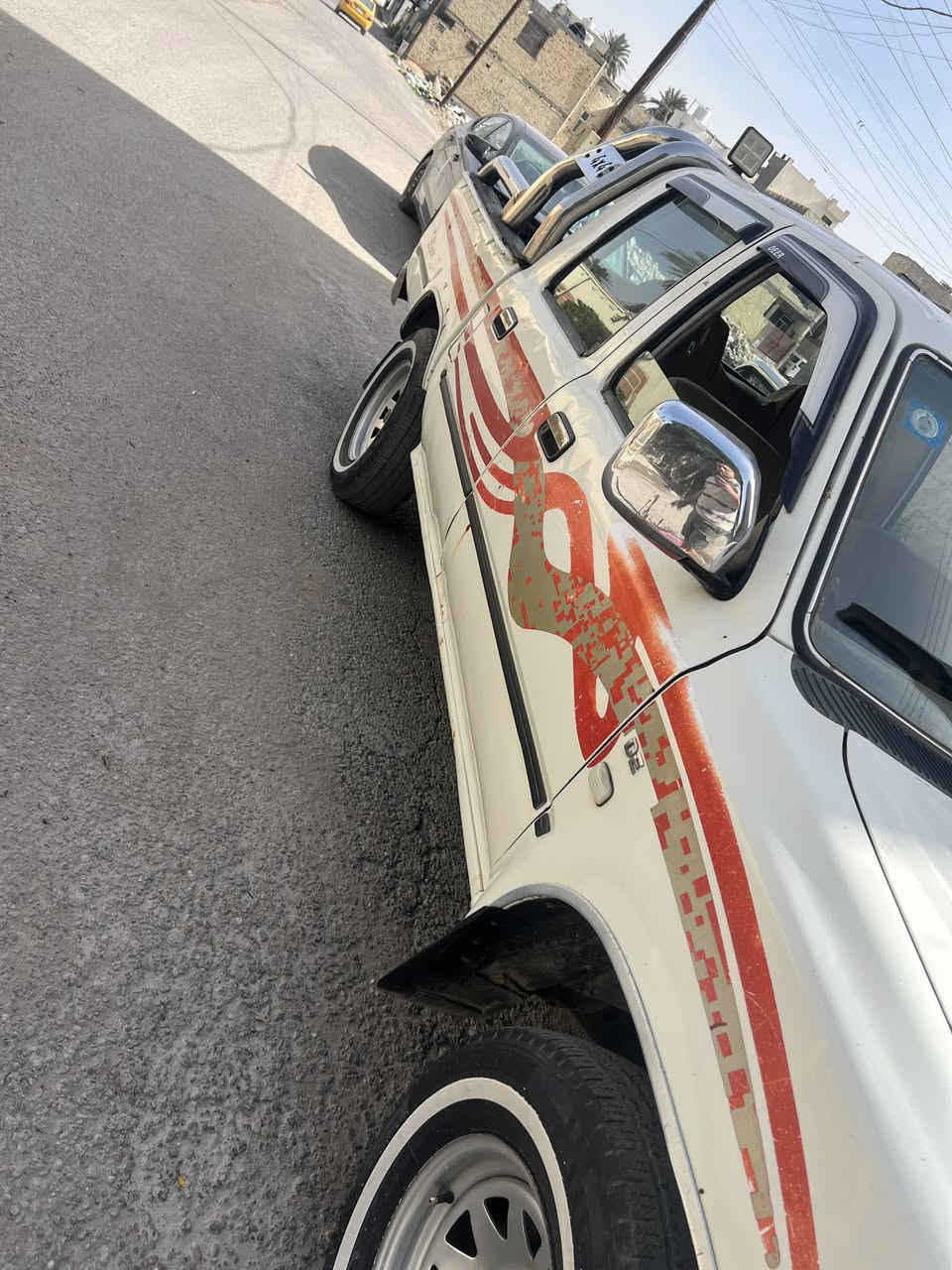 السلام وعليكم دير صيني 2007سياره جاهزه تبريد شغال سنويه ل2030سعر 45وبيهه مجال مكان بغداد الدوره للاتصال ***********
