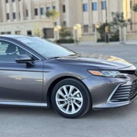 تيوتا كامري 2023 🇯🇵 ماشيه 24 الف مايل  رقم بغداد باسمي مداور ثاني يوم ...