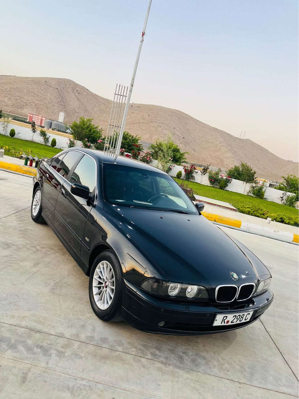بیئیم سەقەر بۆ فرۆشتن 
مودیل 2001 مەکینە 525 
گیرو مەکینە تەبریت ئەیبی ئیس  کارە بایەتی بەشەرت 
2022داخیل بوا پاکانەی لەگەڵا مواسەفات گۆشن جلد هیتەر گۆشن خەزن کارە با. ئاوەینە شەفت   5جام بیلاد رەش پەردە پشتو پیش حاسە  سوقفو حیزام بەشەرت زۆر توندو تۆڵە بی مەسرەفەلوک لوکە  ٤تاویلی لوکی لەژیرە بۆ (***********) موشتەری نی تەلەفون مەکە لەگل ریزم ❣️ رانية, السليمانية
