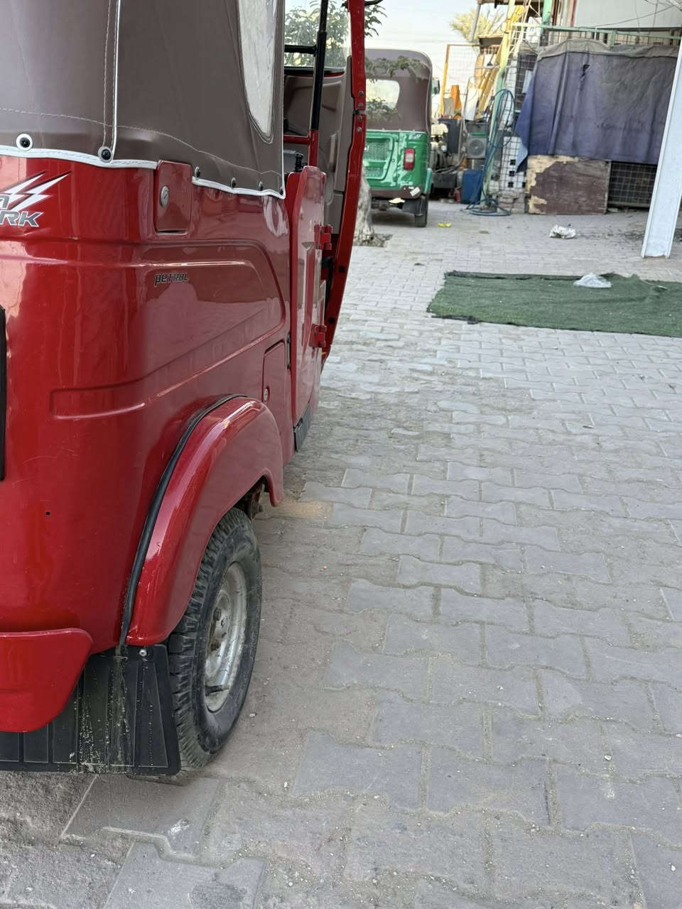 سلام عليكم تكتك ٢١بيه بس دوس الباقي كفاله تحويل ثاني يوم مكاني بالدوره رقم ***********بي واتساب
