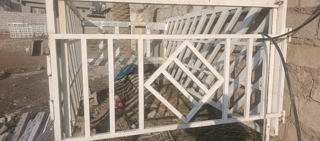 سلام عليكم محجرات العدد 2 مال فحل السعر 650  وبيهن مجال *********** العنوان ديالى بعقوبه
