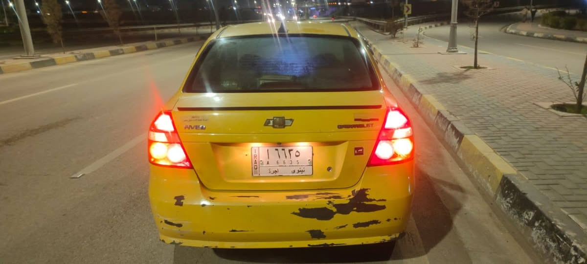 السلام عليكم
افيو موديل 2008 
سيارة كير ومحرك شرط 
 بدون ضرر  الداخل اسود
رقم نينوى الماني شرط التحويل 
هيئة صفر وغرامات صفر ..*********** /***********
