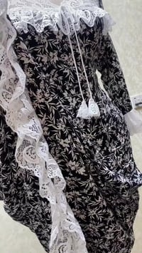 خياطة • حسب الطلب • زين القوس