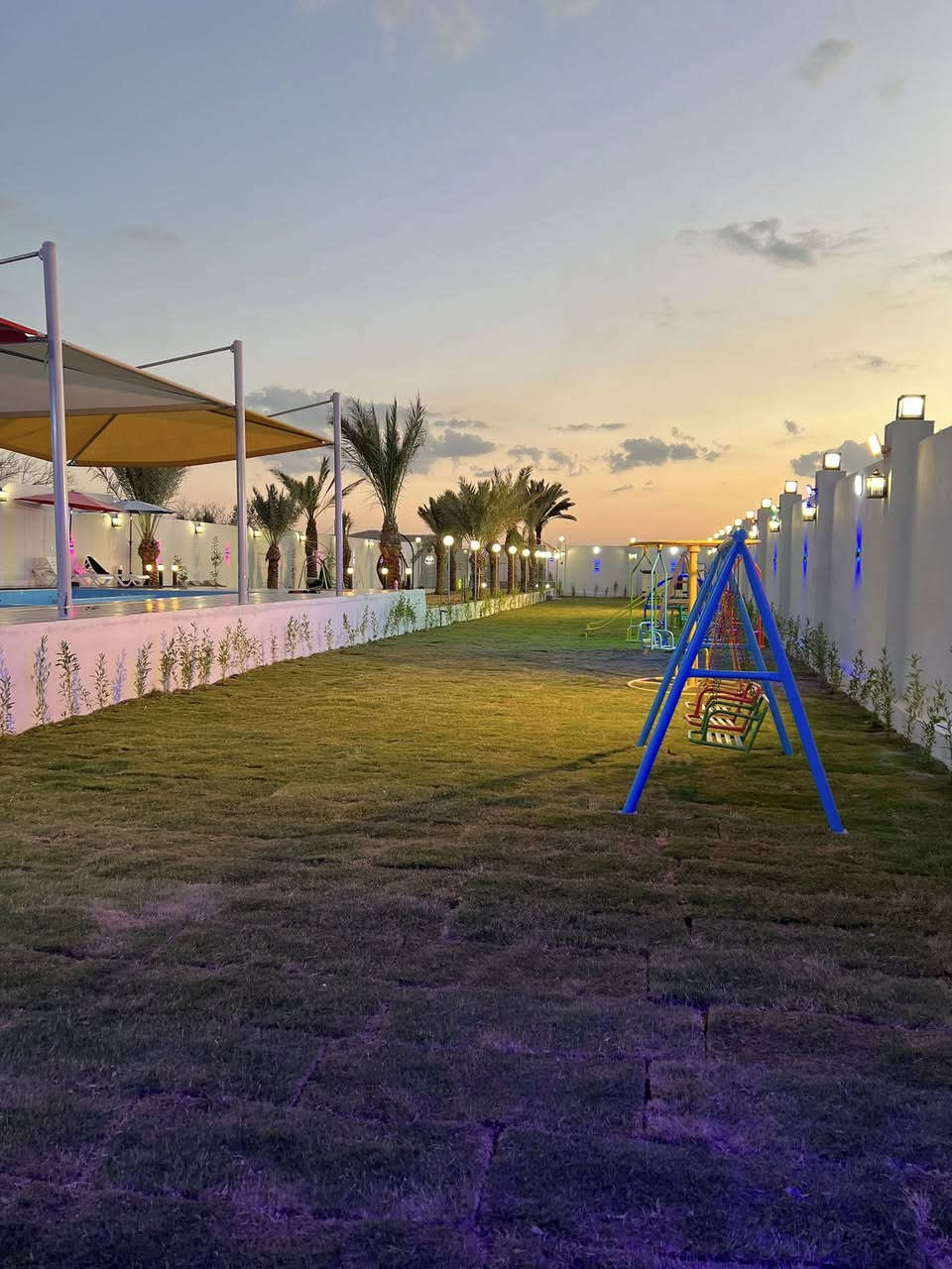 🌴Fiona Resort - منتجع فيونا
-منتجع حديث ومتكامل

- مسبح كبير

-مسبح اطفال

-صالة كبيرة مؤثثة ومكيفة 

-غرفة نوم زوجية 

-غرفة ثانية تحتوي على آسرة عدد (٣)

-مطبخ مجهز كامل ومكيف

-حمام خارجي شرقي وغربي

-منطقة الباربكيو متكاملة للشواء

-العاب للكبار (بليارد + فيشة)

-العاب اطفال متعدده (٥) العاب

-شاشات عرض عدد ٢ داخلية وخارجية 

-جلسات في الحديقة للاسترخاء

- شلال داخلي وخارجي

-طاولات طعام عدد (٤)

-كهرباء مستمرة ومتواصلة 24 ساعة

-كراج سيارات داخلي 

-انترنيت

يوجد خدمة توصيل للمنتجع  ليصلك كل ماتحتاجه لداخل المنتجع على مدى 24 ساعة

 العنوان : محافظة صلاح الدين- قضاء بلد خلف شارع الفرات.

***********
