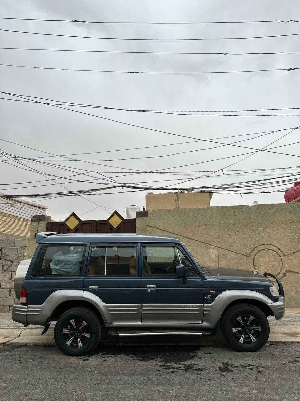 سيارة كالبور لبيع  رقم بغداد وباسمي ومحافضت كربله سعر 42ورقه وبيه مجال ومحرك خيط  بخار ***********
