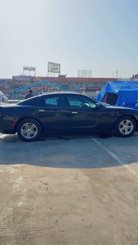 تشارجر SXT • ٢٠١٥ • السونار