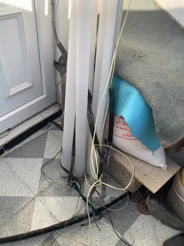 شمعات البيع طول تلاثه متر ناره فول هاي نارتحن بصوره بمهار مو لين شمعات مال ديكور  يخبلن هنه وجهاز مالتهن المكان ديالى بعقوبه تواصل ***********
