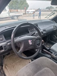 محرك ٣٠٠٠ جديد • قير عادي • لايتات زنون