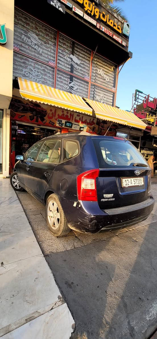 كيا راندو موديل 2008 امريكي  محرك 6 2700 تبريد تدفئة مواصفات LX تحكم ستيرن كاميرة شاشة ضرر صفحة اليمين محرك كير مال كصة سيارة نضيفة بس يحتاجلها شوي ترتيب وصبغ تقحيل سيارة ب اسمي السعر 85 
شراي اتصل *********** موصل, نينوى
