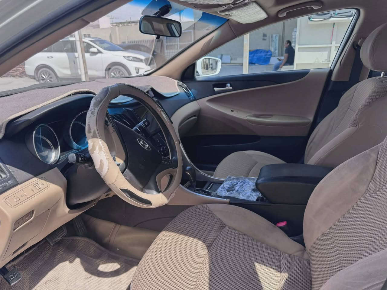 هونداي سوناتا وارد.خليجي  موديل 2011 محرك 2400 دوش. بيه بارد.بالجاملاغات خفيف  بنيد بي صبغ .
هونداي سوناتا وارد.خليجي  موديل 2011 محرك 2400 دوش. بيه بارد.بالجاملاغات خفيف  بنيد بي صبغ .
رقم انكليزي مشروع وطني جاهزه لتحويل 
تخم تاير جديد
حداده.جديده 
بلكات جدد
عبوه بانزين جديده 
موصفات السياره
ليت زنون 
بانوراما طكتين 
قطعتين تبريد 
مري شفط نظام ترحيب 
مري قلاب 
حساس خلفي 
كامره امامي
#115 وبيها مجال 
رقم الهاتف 
*********** تواصل وتساب رقم انكليزي مشروع وطني جاهزه لتحويل 
تخم تاير جديد
حداده.جديده 
بلكات جدد
عبوه بانزين جديده 
موصفات السياره
ليت زنون 
بانوراما طكتين 
قطعتين تبريد 
مري شفط نظام ترحيب 
مري قلاب 
حساس خلفي 
كامره امامي
#115 وبيها مجال 
رقم الهاتف 
*********** تواصل وتساب
