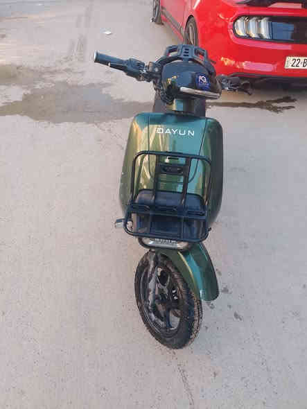 سلام عليكم دراجه دايوان بيكم 6بطاريات ليثيوم صار شهرين من أخذته من شركه القمه بيهه 6دبلات اربعه خلفيات مكاني البياع سعر950وبيهه مجال متواجد بس واتساب***********
