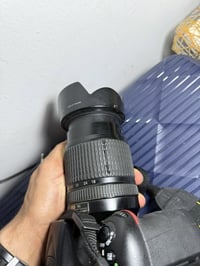 للبيع كامره نيكون  D7100 نضافه 99/100 زوم 18/140  محلقات شاحنه  بطاريه...