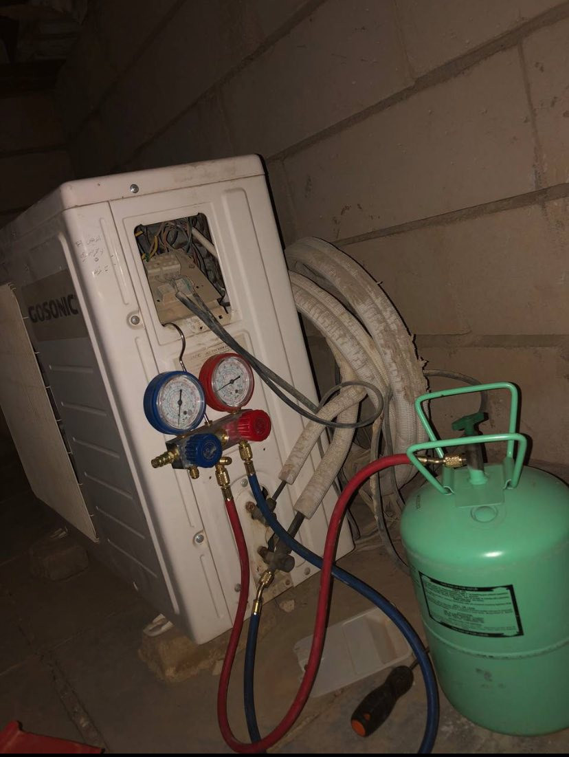 لأهلنا في مركز مدينة الناصرية..
✅ غسل وتفسيخ السبلت موقعي : لضمان اعلى كفائة تبريد 
✅ شحن غاز أصلي: (R22 / R410) مع فحص لمنع التسريب.
✅ نصب وصيانة: للسبالت الجدارية والكنتورية بكافة الأحجام. 
⚠️ ضمان حقيقي في العمل! ⚠️
✅ دقة بالمواعيد، نظافة بالتنفيذ، وأمانة بالتعامل"
📍 مكان : داخل مركز مدينة الناصرية 
📞  (اتصال أو واتساب):   ***********
