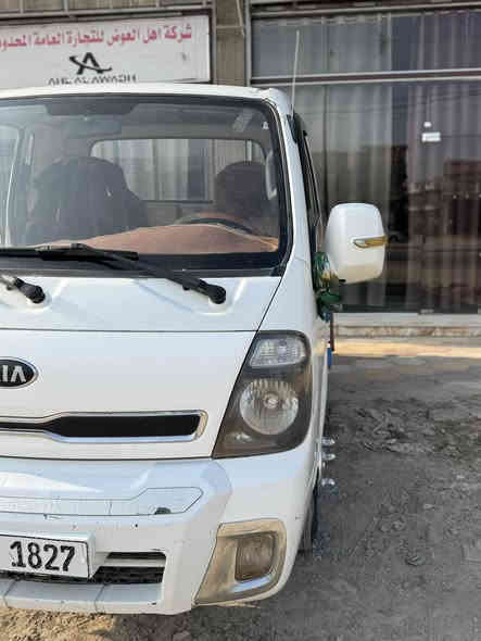 السلام عليكم اخوان كيا فحل للبيع فقط 
موديل 2014 رقم قادسيه انكليزي بااسم جيراني كبل اواجهك ويا
محرك4000 مفتوح تحويره 14 استد 27 تانكي محور 100
سياره مكفوله من ضربه شاصي ورقم شاصي مكفول 
سياره جاهزه للعمل 
السعر118 وبي مجال
المكان حله مركز المدينه
***********
