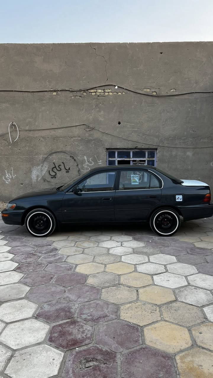 سلام عليكم  سيارة كورلا 94 للبيع السًيارة كفاله عامه من الضربه ومن كلشي وأصوليات وكير ومحرك السيارة مفوله للأخير رقم بصرة دولي سيارة باسمي سنويه ل30 
مصبوغه عام السياره اثر جراد بدون ضربه بدون معجون السياره شوفة العين تخبل مال جناي وبالعافيه على الي ياخذها 
سعرها 70 وبي مجال قليل 
***********
