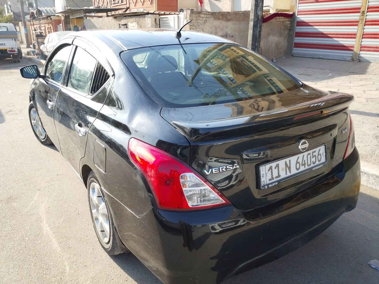 السلام عليكم سيارة نيسان فيرسا موديل 19 اب اسمي عنواني بغداد السيارة مبدل بيهة جاملغين الامامية وباب الصدر اليمنه السيارة مكفولة من ضربة الدواخل السعر النهائي 82ورقة الشراي يتصل ع الرقم *********** غير متواجد ع الفيس والوات ساب
