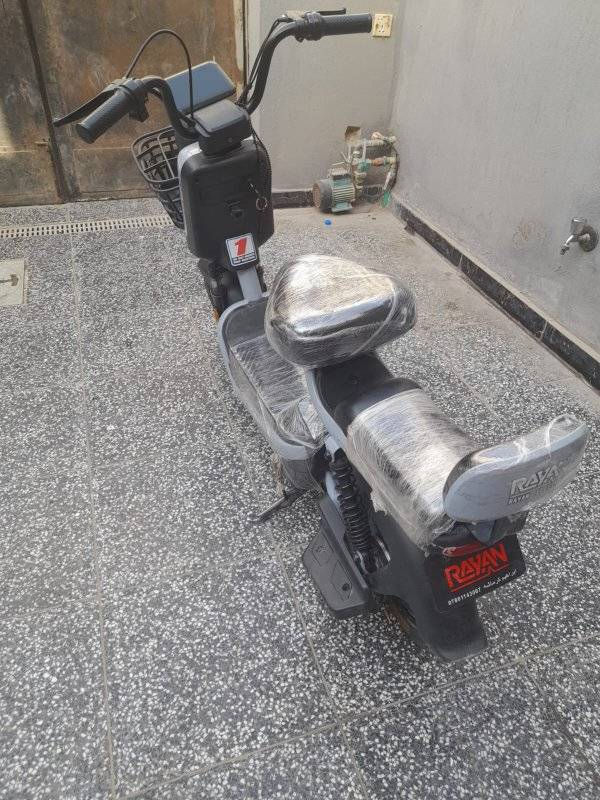 سلام عليكم حبايب؛ دراجة شحن نوع R9  ريان حجم 16 جديدة معروضة للبيع بسعر 250 ألف مع مجال بسيط للتفاوض مع تحياتي للجميع...


**إذا كنت صاحب هذا الإعلان وتريد حذفه لأي سبب، رجاءا أرسل رسالة إلى الدعم الفني**