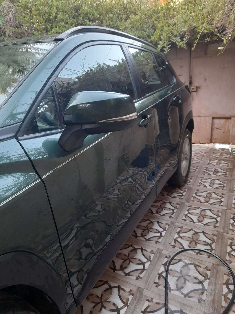 كورلا كروس وارد أمريكي موديل 22 سيارة حلوة ونظيفة ضررها باب فقط مبدل ماشية ٥٣الف كم السعر 155 وبيها مجال مكان السيارة بعقوبة  ***********
