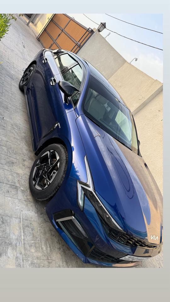 كي فايف موديل 2024 فول ماشية 11 بعدهة زيرو خليجي كفالة عامة السيارة بدون حادث فقط شخوط بلدعامية وكم شخط  عن الحلال والحرام ليش تجيني وتكول مكاتب بلمنشور  

‏‭0770 321 5401‬
