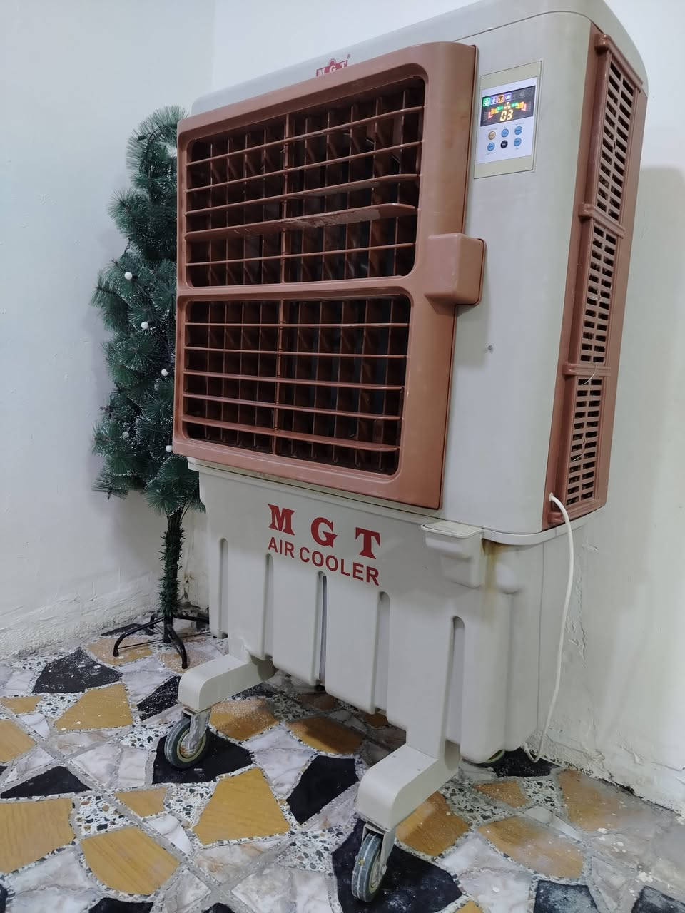 مبردة 3سرع كبيرة MGT
السعر 110
*********** واتساب
