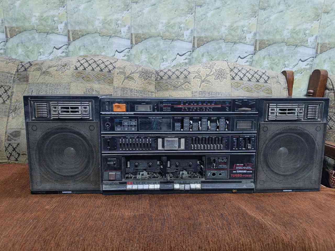 السلام عليكم  رايدو  عاطل . ومسجل شغال بس صوته ناصي ويرادله تصليح يعني ابيع هل موجود ابيع عاطل اثنينهن عنوان بغداد حي النصر


**إذا كنت صاحب هذا الإعلان وتريد حذفه لأي سبب، رجاءا أرسل رسالة إلى الدعم الفني**