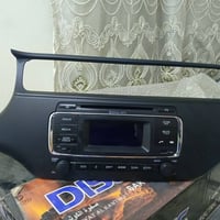 للبيع مسجل CD كيا ريو 2017  راديو اوكس بلوتوث usb اصلي جديد كلش مال سي...