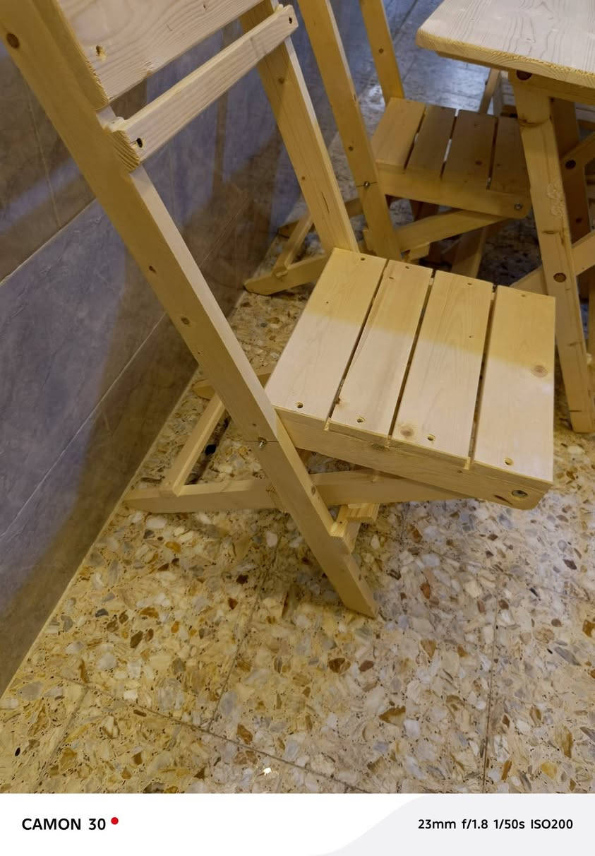 ميز طعام يرهم بالمطبخ أو حديقه تزكام خشب ويطبك الميز والكراسي السعر ١٠٠ قفل بدون عمله للعلم سويته ب٢١٠ الف خشب ثكيل ***********
