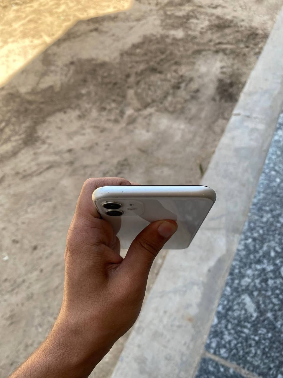 السلام عليكم  ايفون ١١ لبيع
قطعه اتخبل مكفوله كفاله عامه 

ذ ١٢٨

نموذج M

ابيض لون 

كلشي بي ضمان

بطارية البلاديه ٨١  صرف بشحن وينه 

مكفول من الفتح 

بصمه فيس ايدي كله شغال 

فقط بي سماعه صوته ناصي فقط 

***********
موجود توصيل هم

متواجد خاص هم 

بسعره بلاش ٢٥٠ الف فقط 

رجاء رجاء رجاء لحد يجي ويكلي هاي ١١ برو ماكس و ١٢ وووووو هيج اسعارهن     ابوهن ل ١١ عادي هاي اسعارهن
