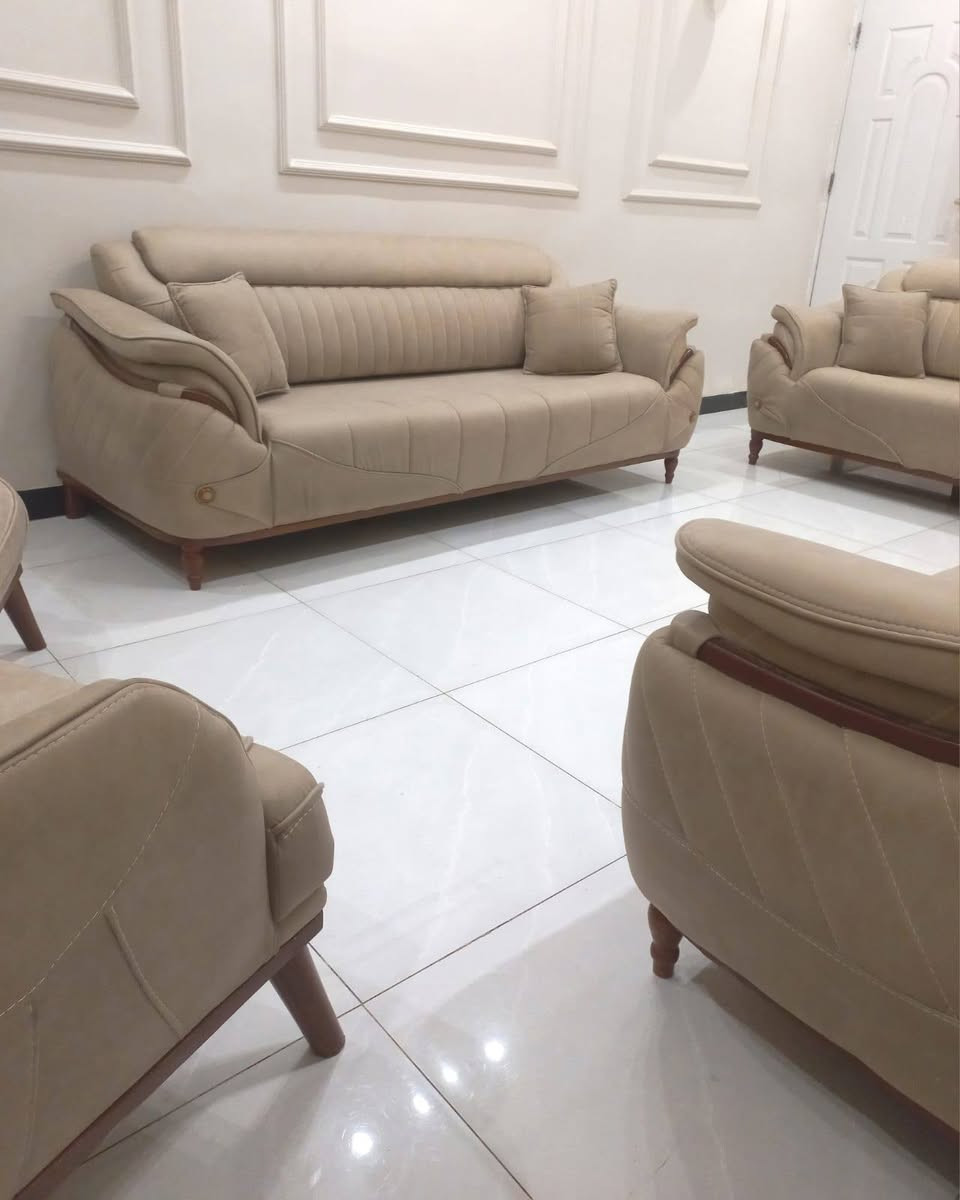 تخم تركي 10 مقاعد مودرن نضام سرير قماش جيكور دير فريم ارجل زان سفج بولستر طبي نضافته ١٠٠% مبي اي ضرر اخو جديد  سعر... 750 وبي مجال بسيط


**إذا كنت صاحب هذا الإعلان وتريد حذفه لأي سبب، رجاءا أرسل رسالة إلى الدعم الفني**