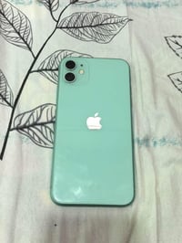 ايفون ١١ • ١٢٨ • بطارية ١٠٠