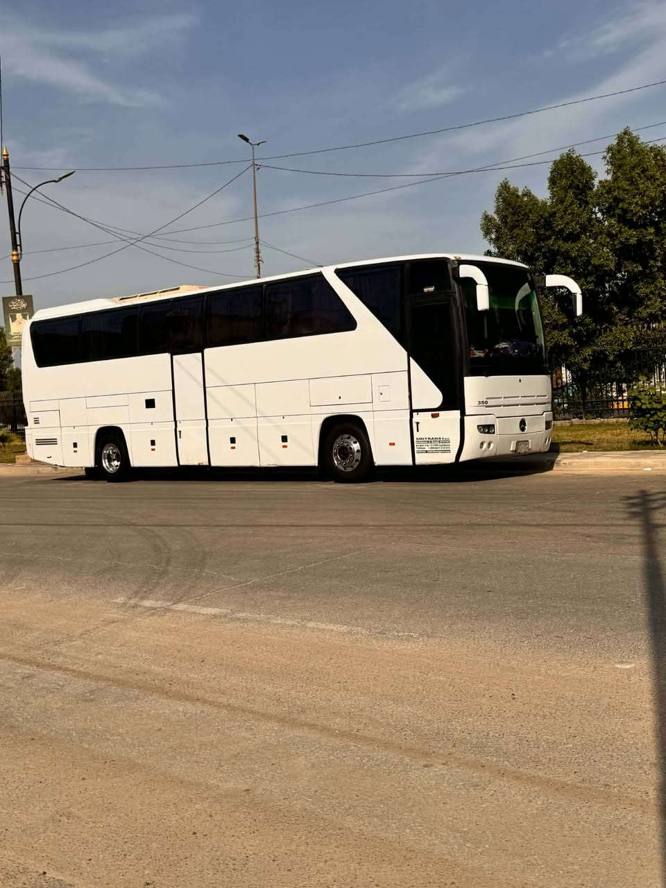 السلام عليكم 350 عالي واقع حال 14 واصله للكمرك كشن قبضتين مكينه اكسور جاهزه تخم تاير تبريد شبح بيع او امراوس سياره اصغيره السعر 3 شداد ***********
