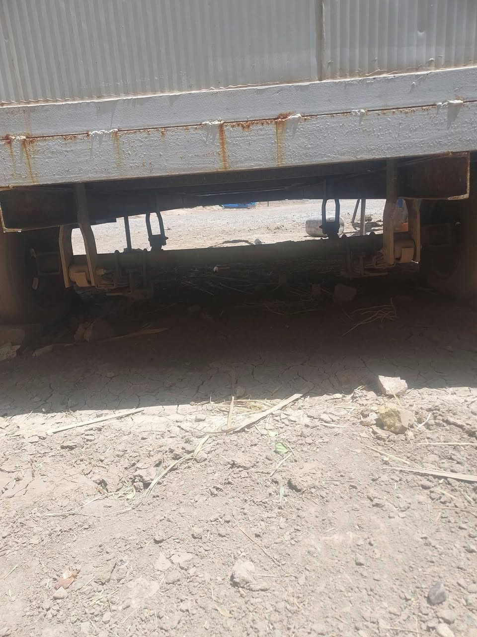 سلام عليكم  كرفان سحب بي شاصي  للبيع 
طول 3 ونص
عرض 2ونص 
جداي ما مستعمل   كامل من كلشي  مسس كهرباء  وبي قاعد مولد 
مكاني ديالى بلدروز  
***********
***********
